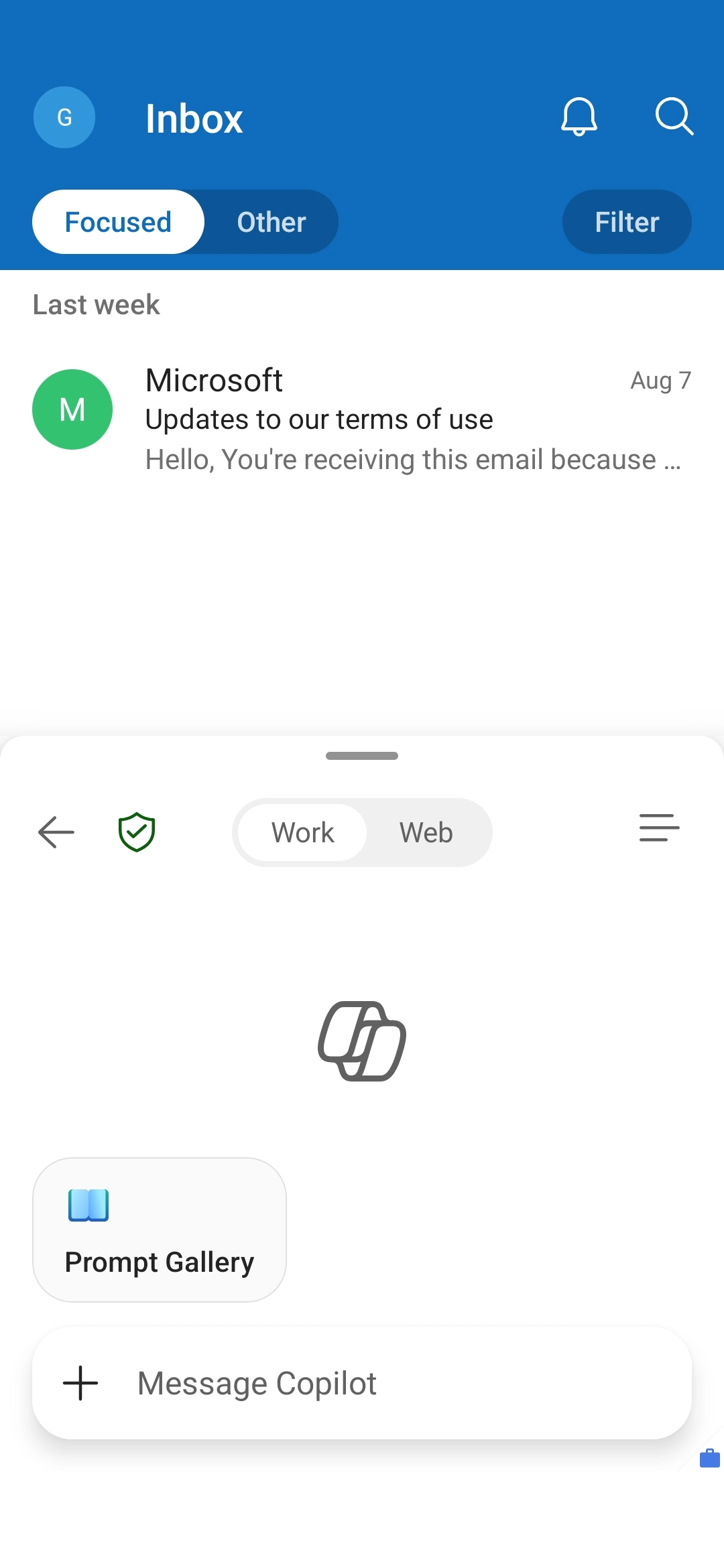 Copilot Chat overlay in Outlook Mobile (iOS) - Interact with Copilot while viewing email content for contextual assistance: